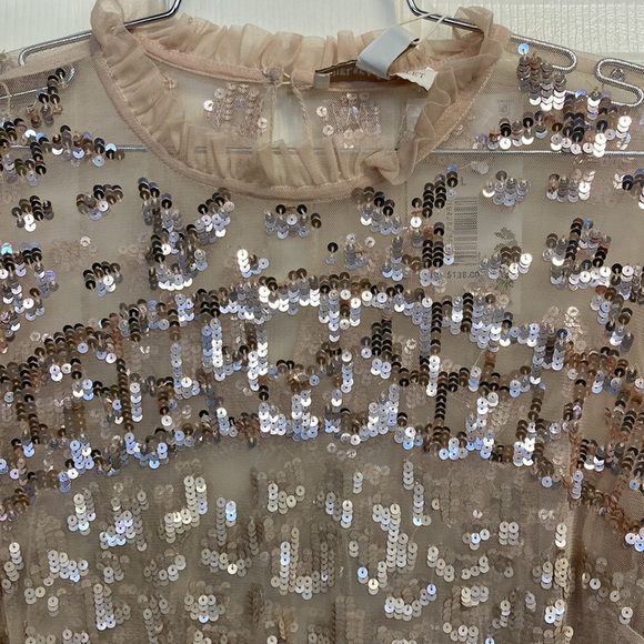 Chelsea & Violet NWT Women’s Top Size Large Taupe with Copper color Sequins - Picture 8 of 13